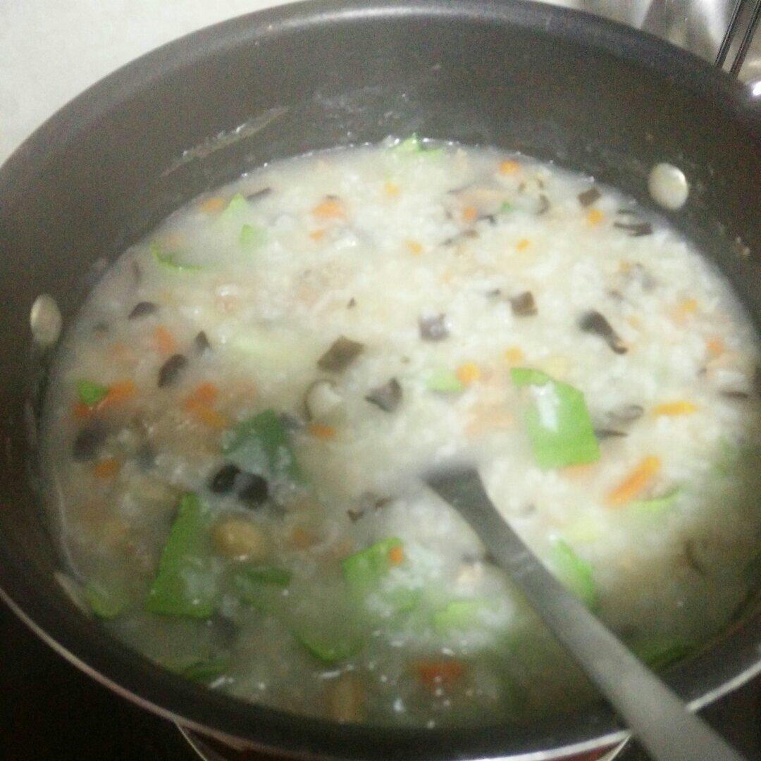 菌蔬肉末粥
