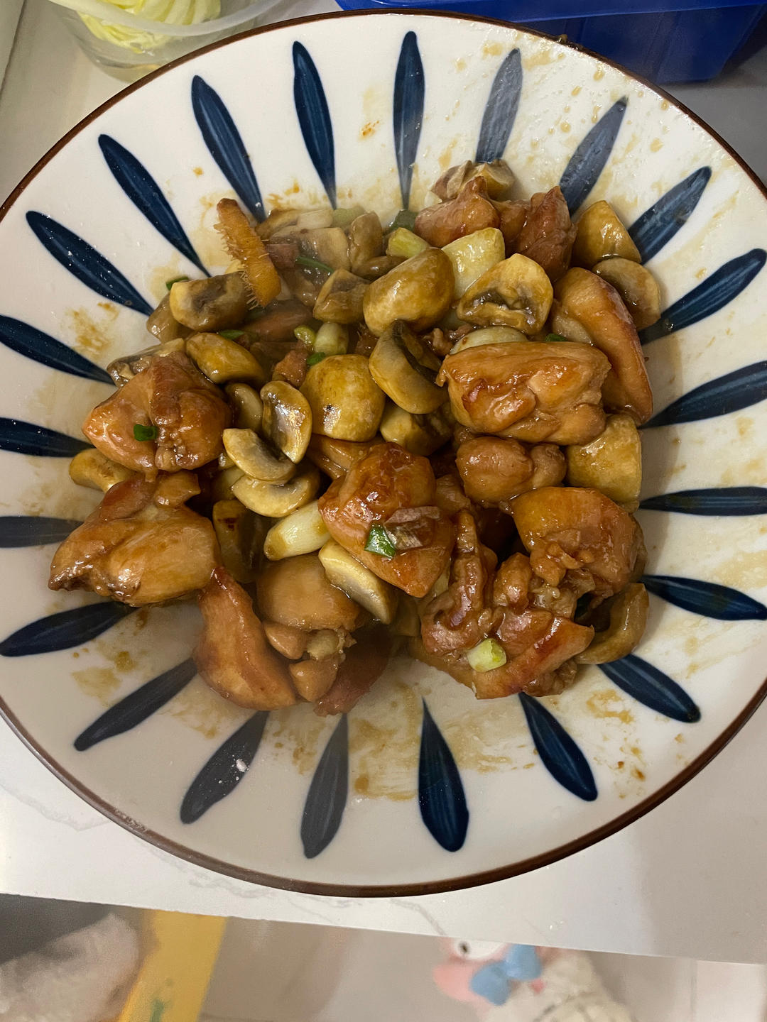 口蘑蒜香鸡腿肉