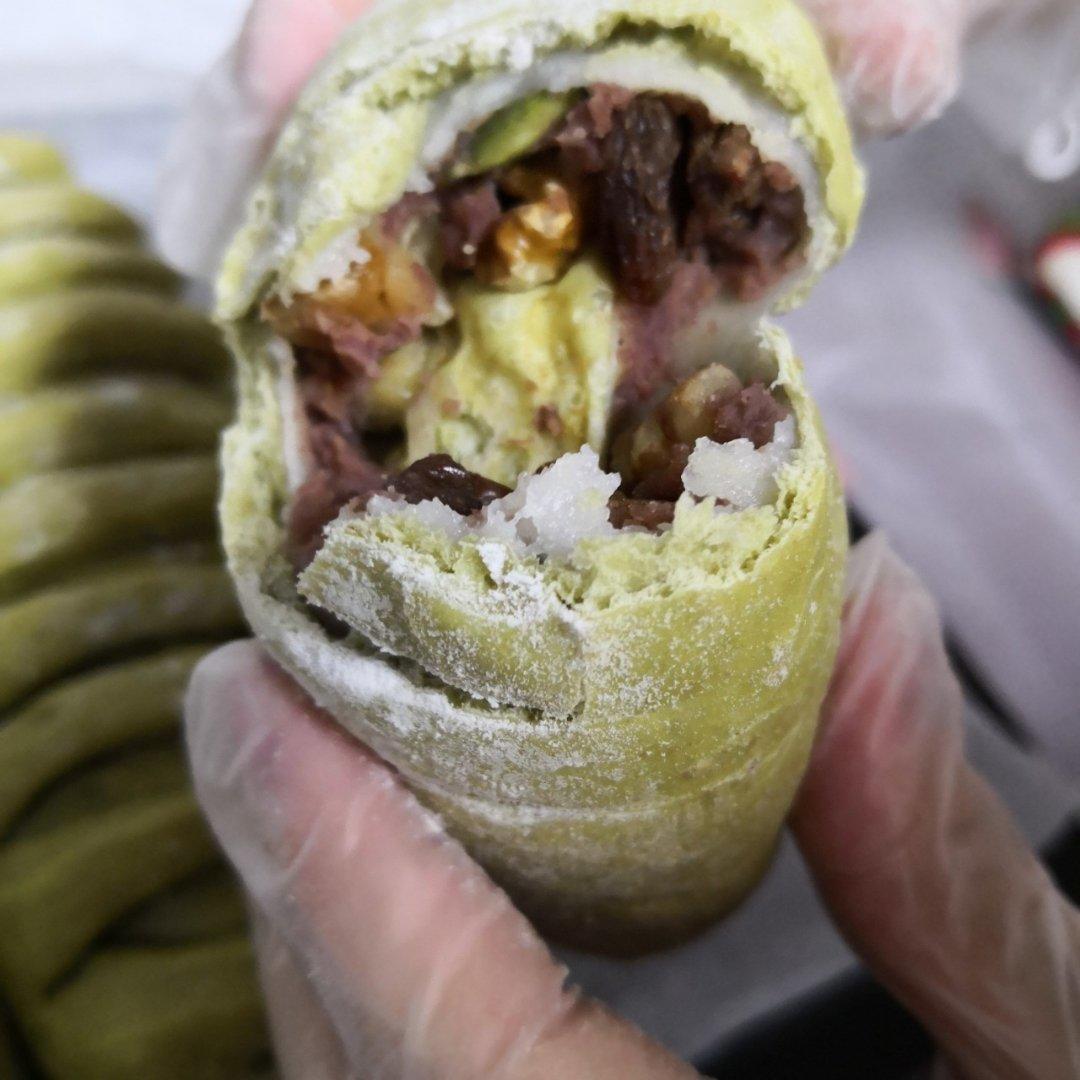 比原麦山丘还好吃的【抹茶麻薯古早味面包】肉松红豆沙