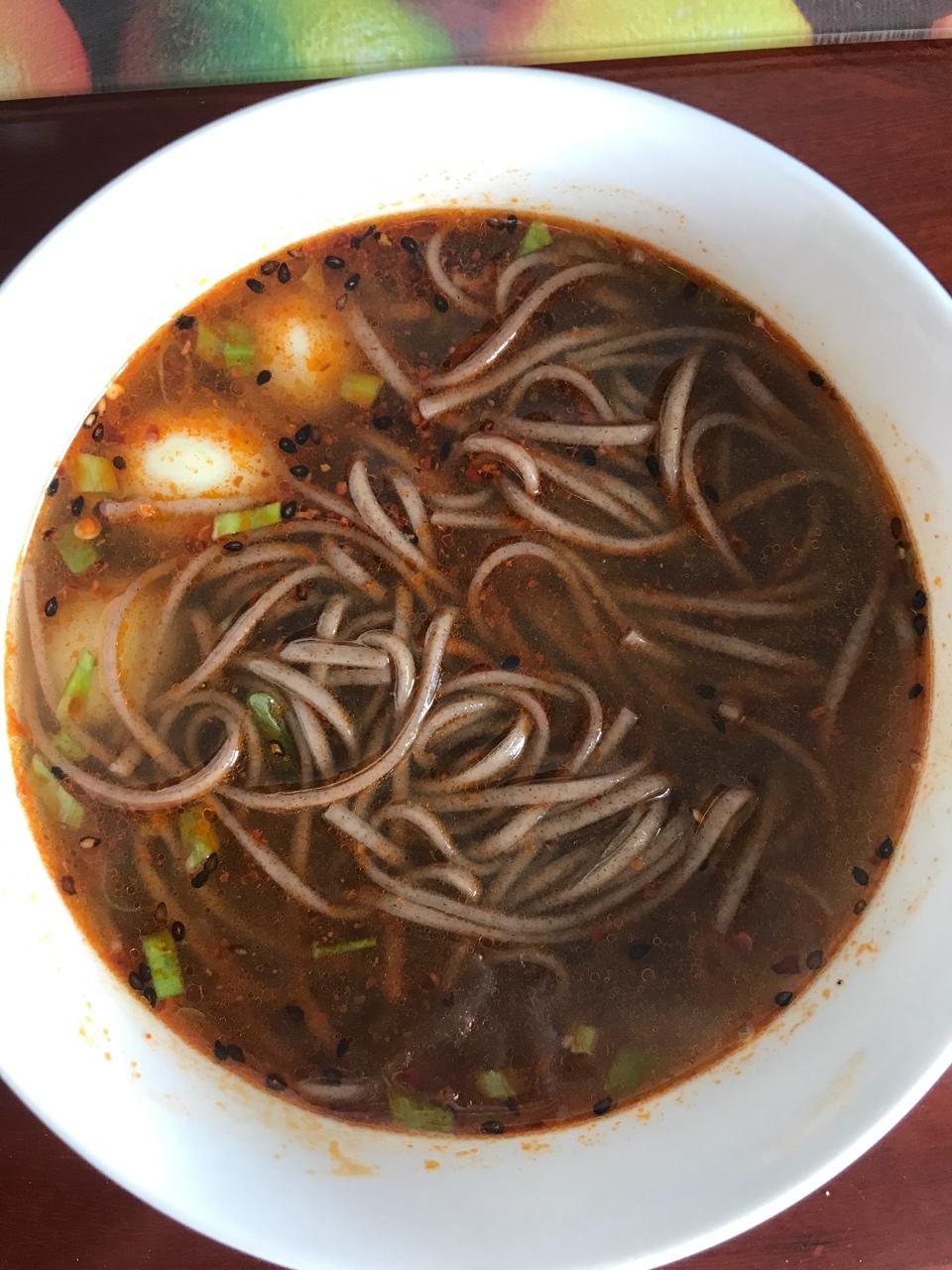 我的一人食：酸汤挂面