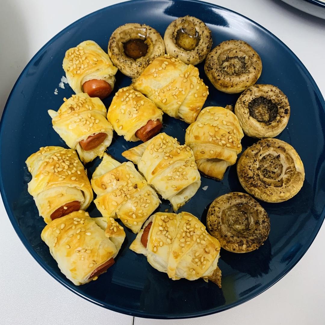 香肠酥皮卷：手抓饼皮还能这样吃，不用和面快速搞定早餐
