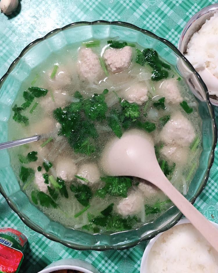 萝卜丸子汤