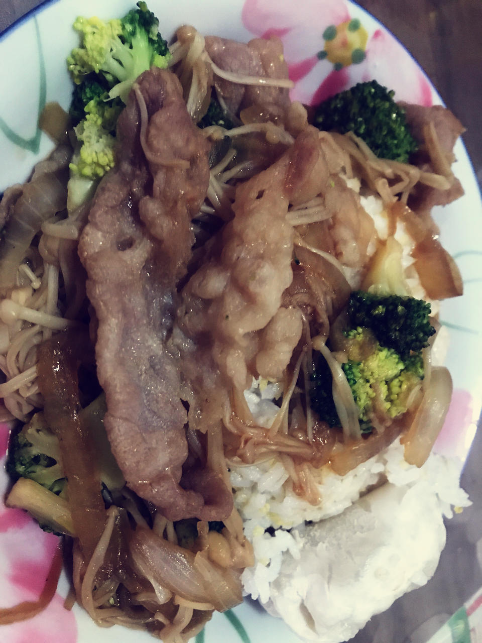 肥牛金针菇盖浇饭——秒杀吉野家肥牛饭