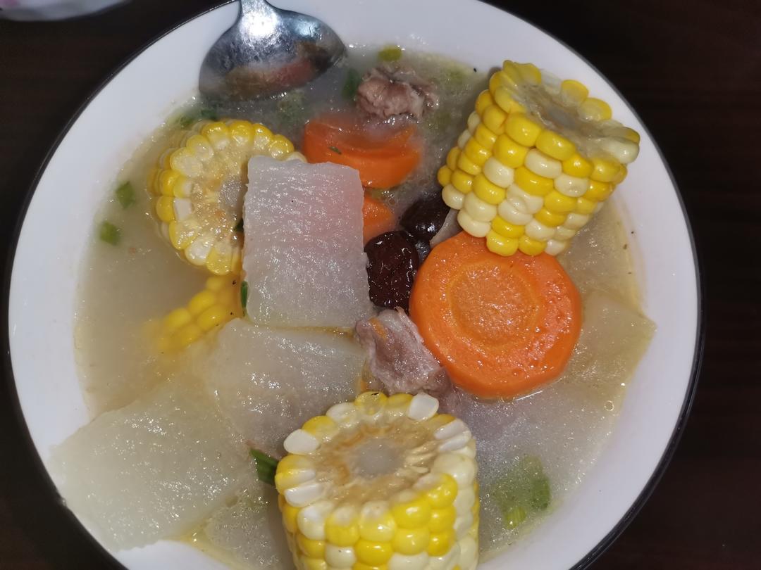 玉米排骨汤
