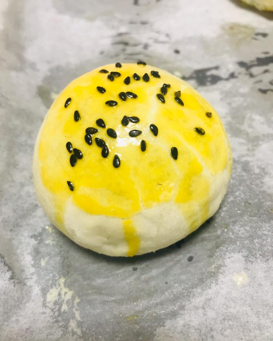 蛋黄酥