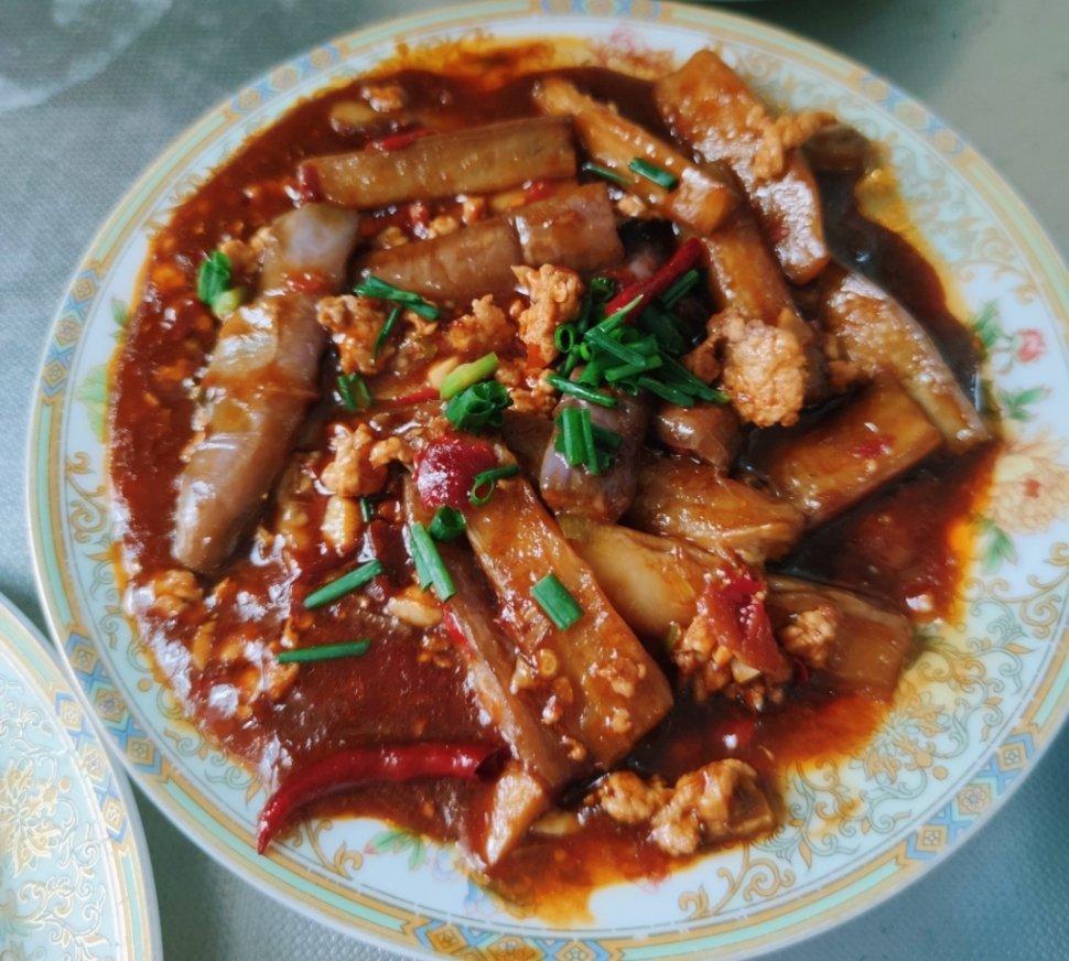 开胃下饭菜！巨简单的家常鱼香茄子煲