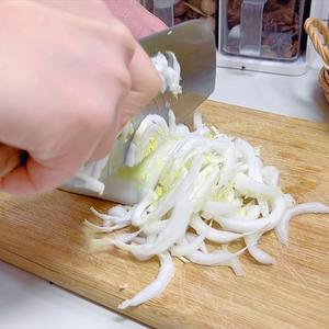 最简单腌酸菜方法的做法 步骤2