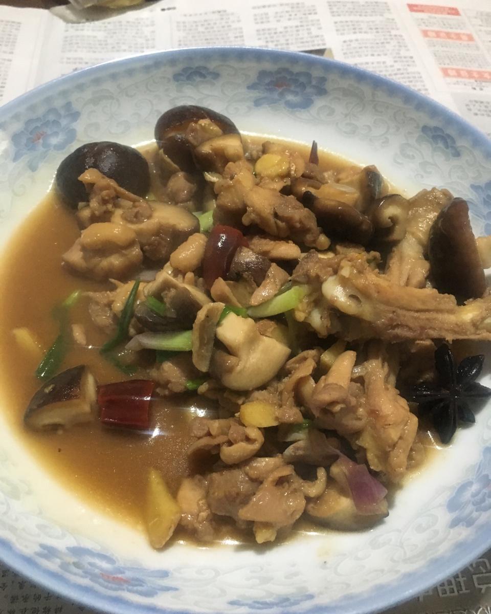 香菇板栗焖鸡