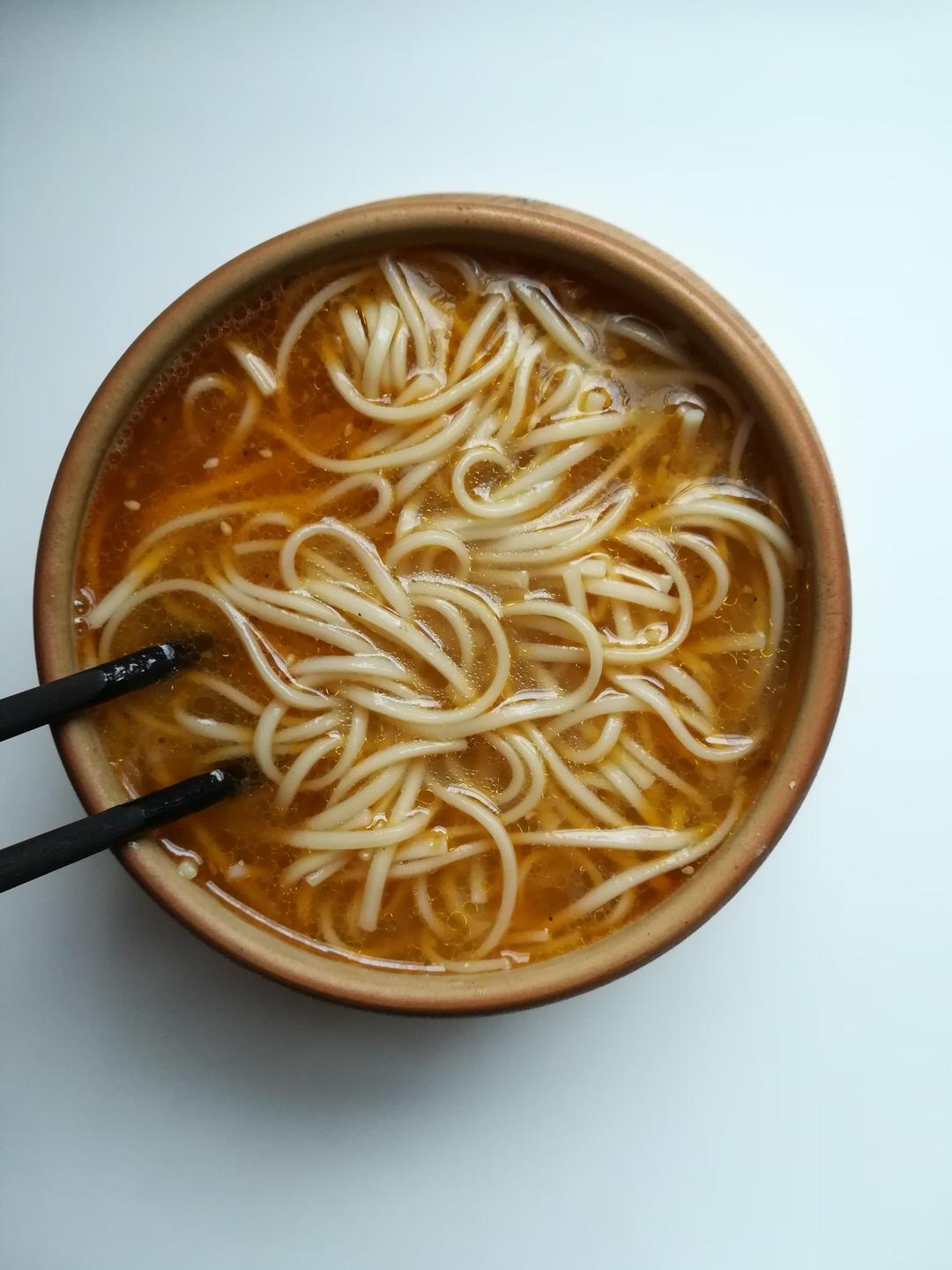 法棍和冰淇淋做的味精素面