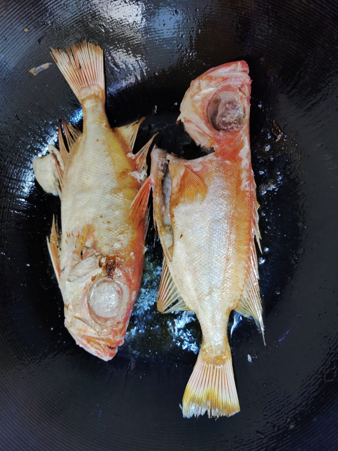 香煎大眼红鱼的做法
