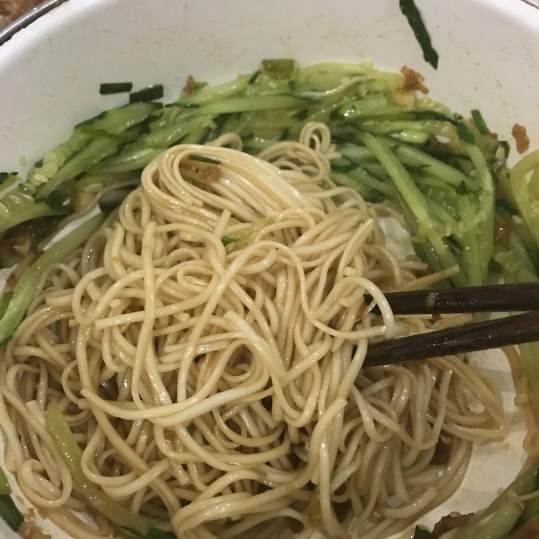 姥姥的爽口凉面！（干拌挂面）