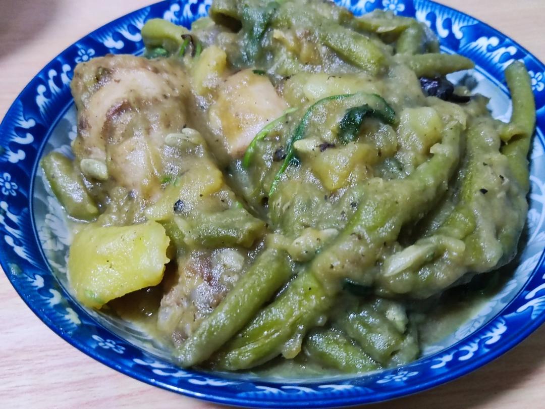 鸡腿焖土豆豆角