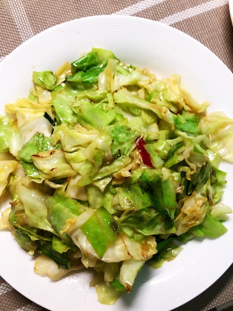 比肉还好吃❗零厨艺也能学会的手撕包菜