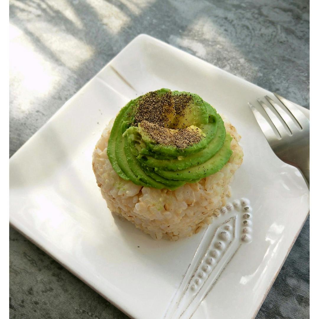 牛油果拌饭