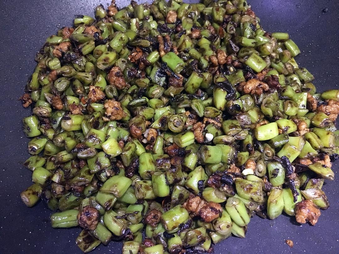 肉沫豆角下饭菜