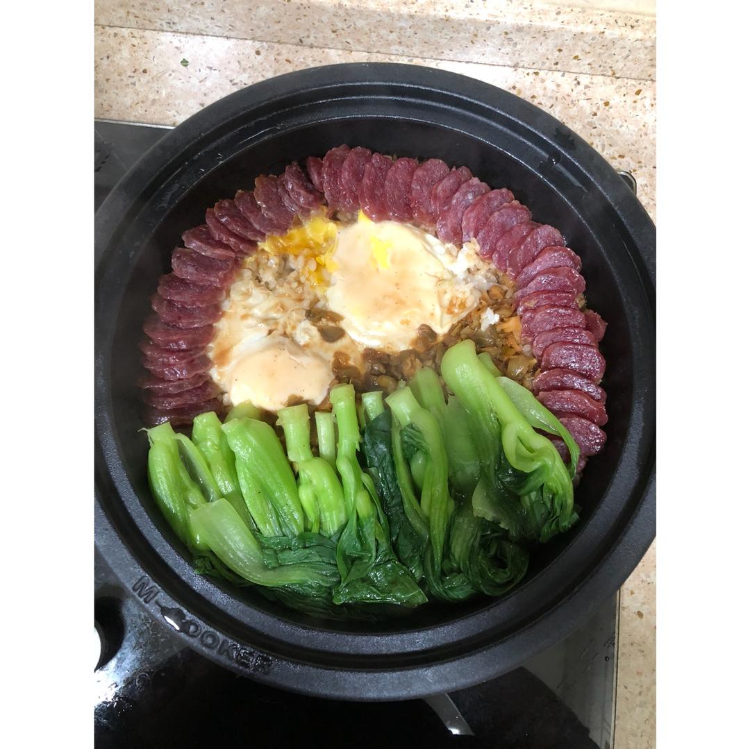 香肠煲仔饭
