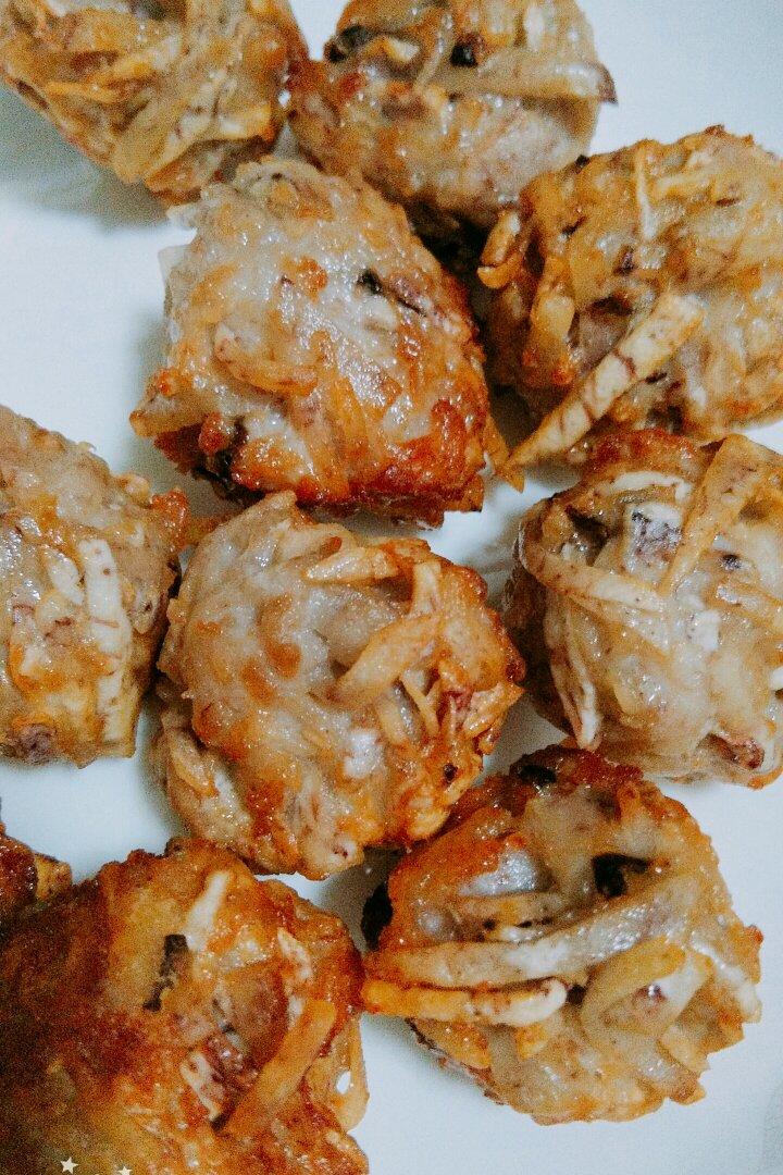 香炸芋头肉丸
