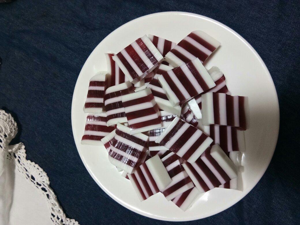 杨梅椰汁糕