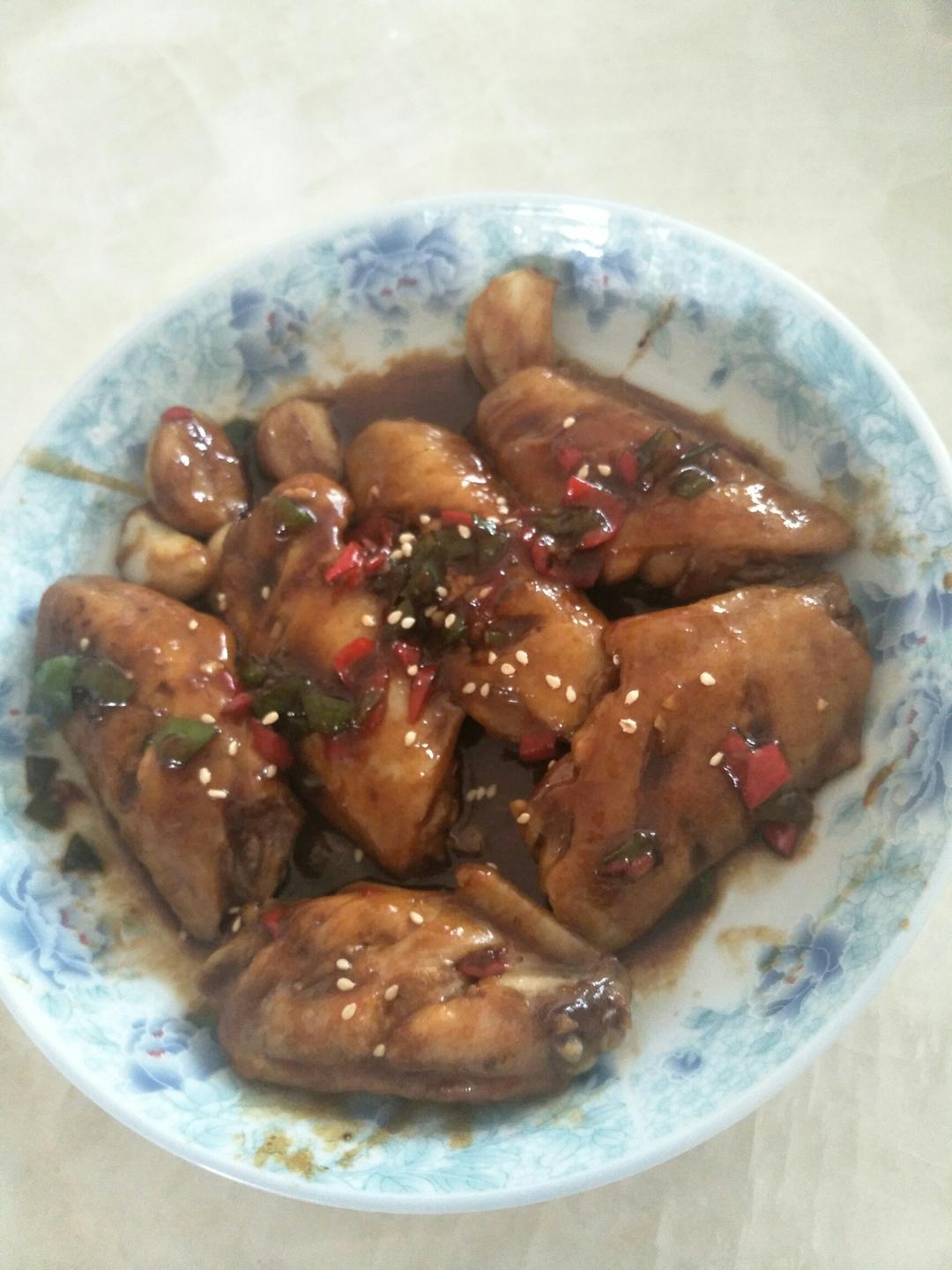蒜香蚝油鸡翅中