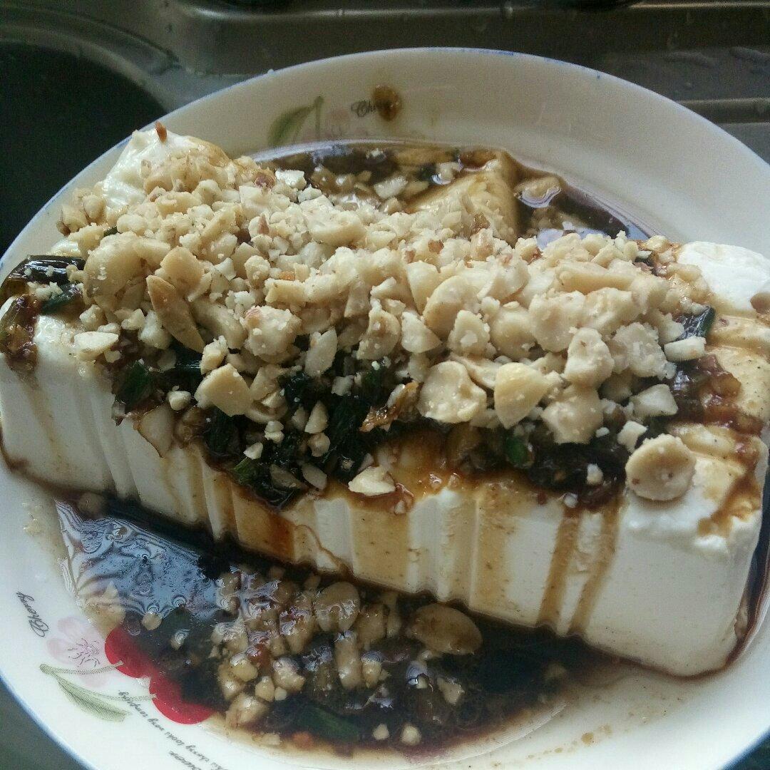 凉拌内酯豆腐