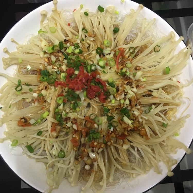 蒜蓉蒸金针菇粉丝（小心上瘾）