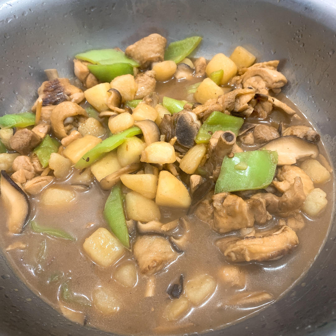 黄焖鸡米饭