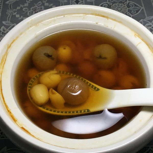 桂圆莲子元气汤