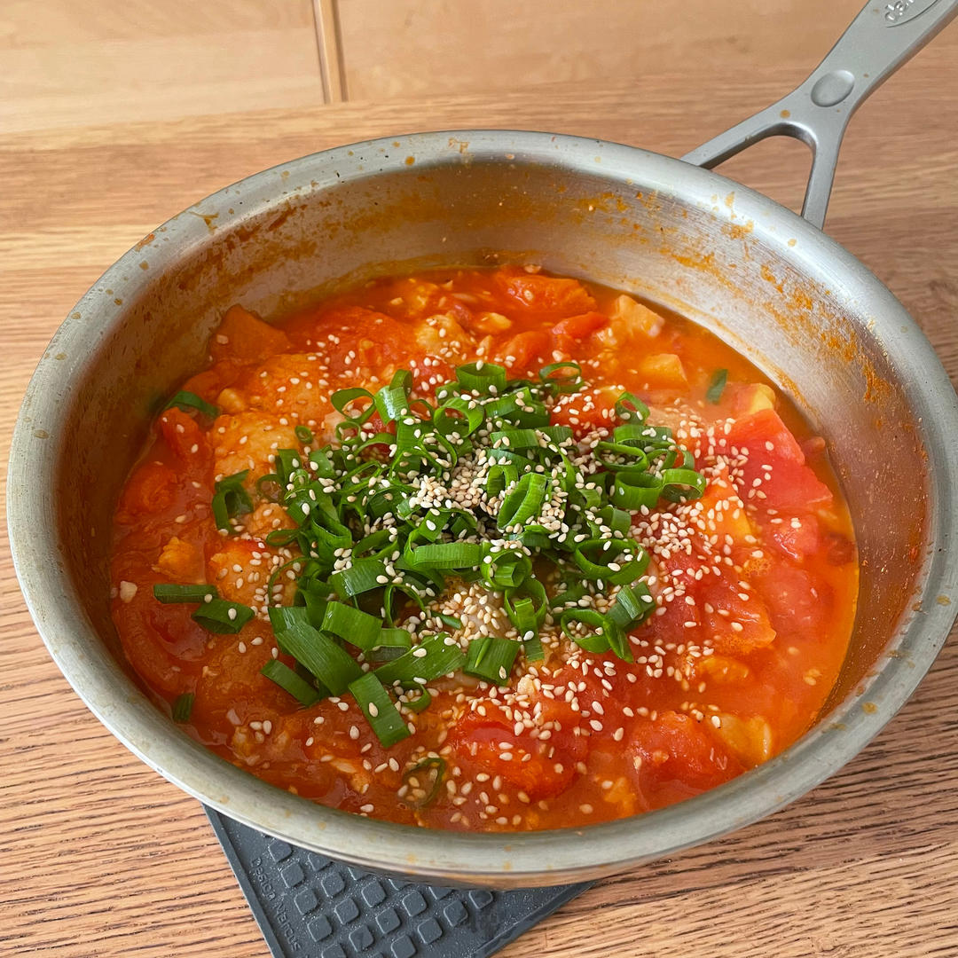 番茄鱼巴沙鱼（也可以用番茄龙利鱼），番茄酱汁超浓郁，营养又下饭！