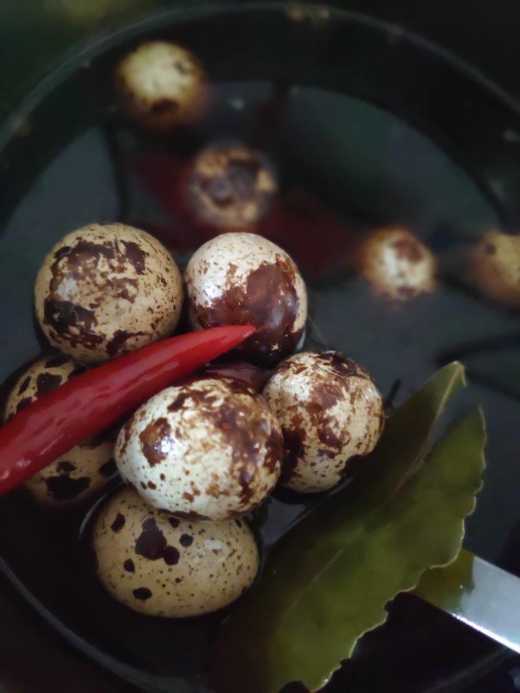 五香卤鹌鹑蛋