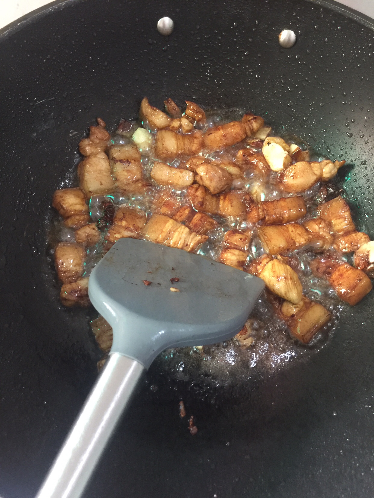 肥而不腻的家乡味干豆角烧肉的做法 步骤5
