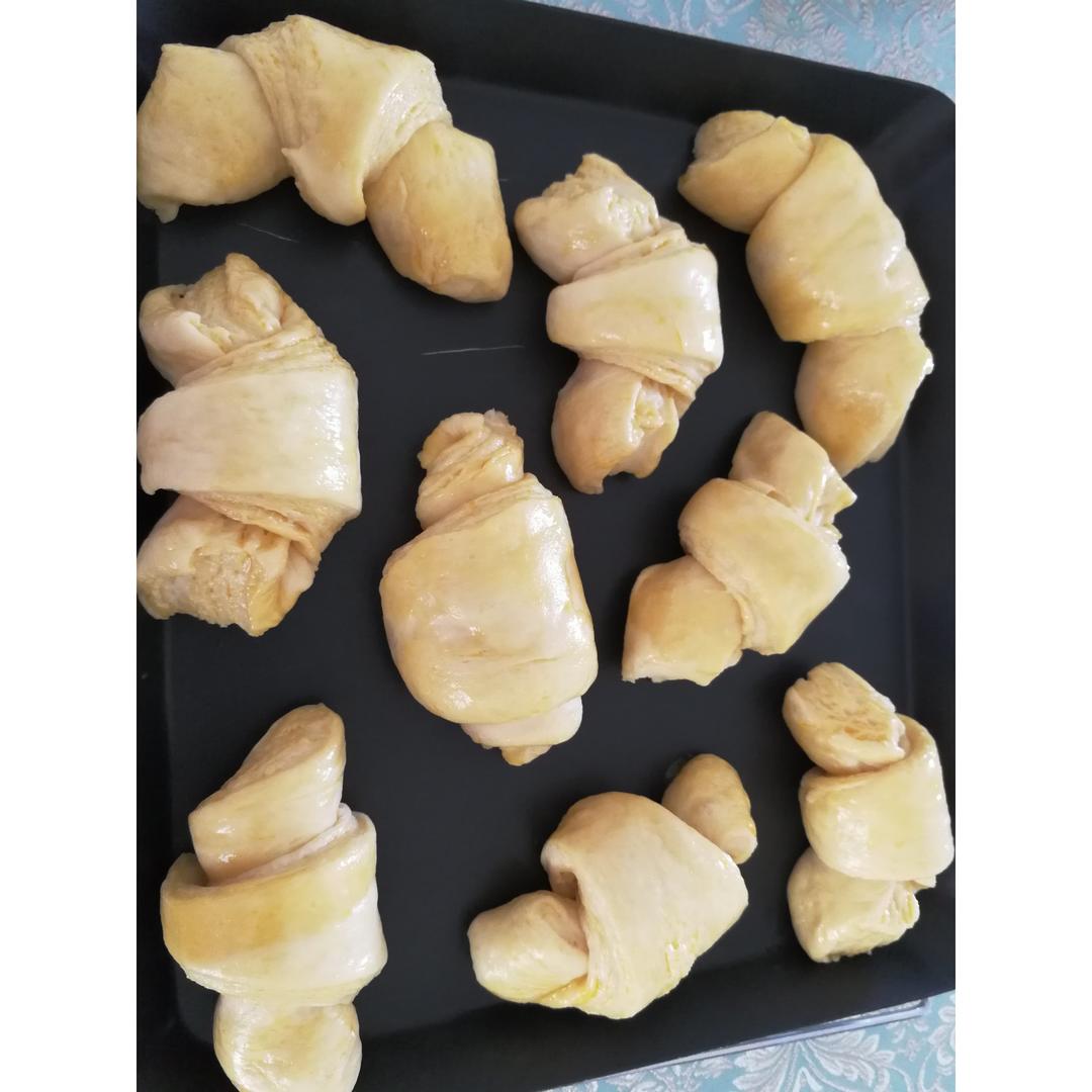 千层面包——奶香富裕层层酥脆