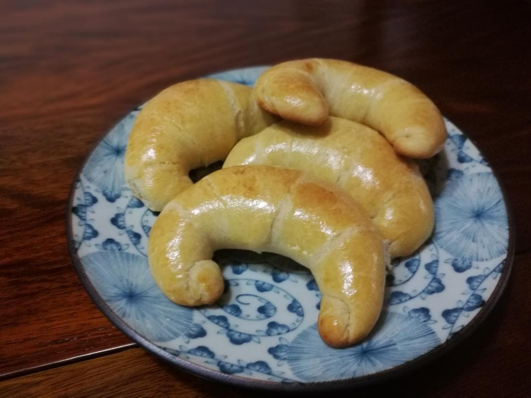 美善品版吐司with牛角包