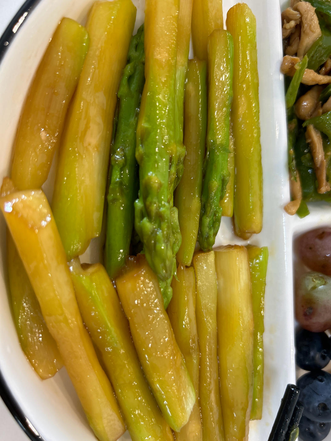 白灼芦笋