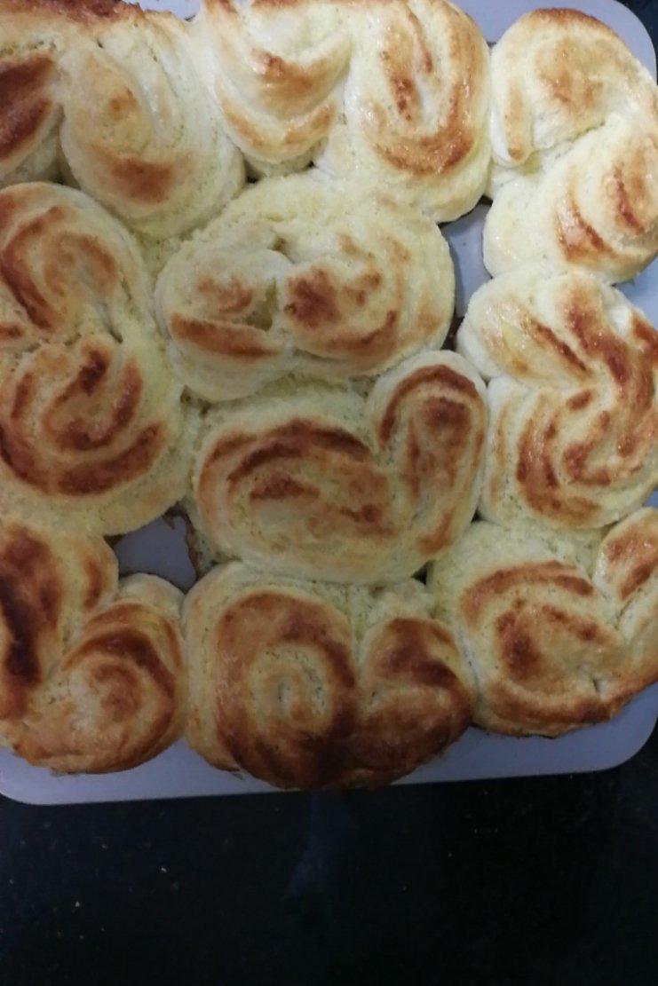 椰蓉心形面包