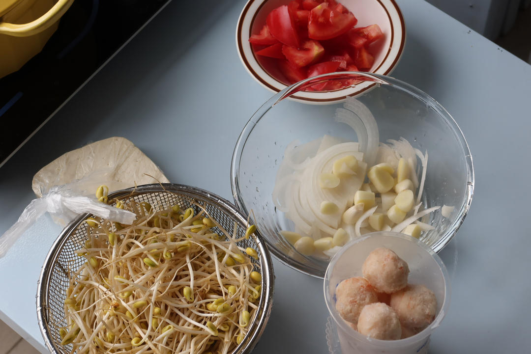 番茄虾滑豆腐煲【5-6月北鼎珐琅锅食谱】