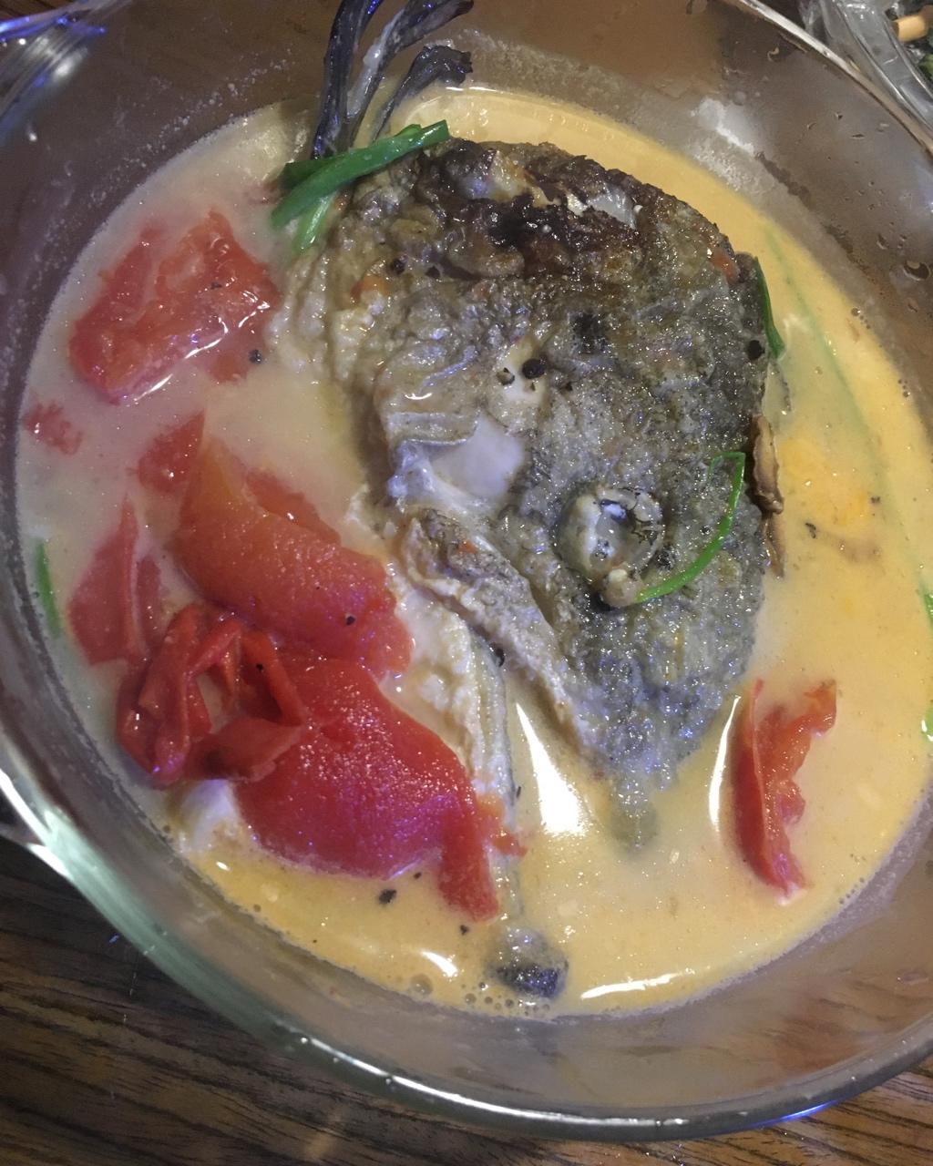 三文鱼头豆腐汤