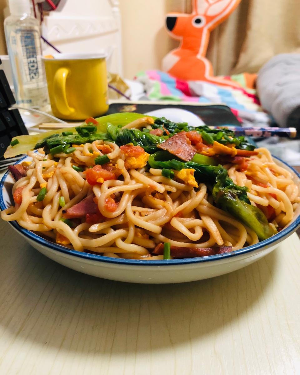 🍜最简单最好吃的家常炒面