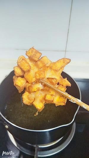 武汉传统小吃～苕（红薯）面窝的做法 步骤6