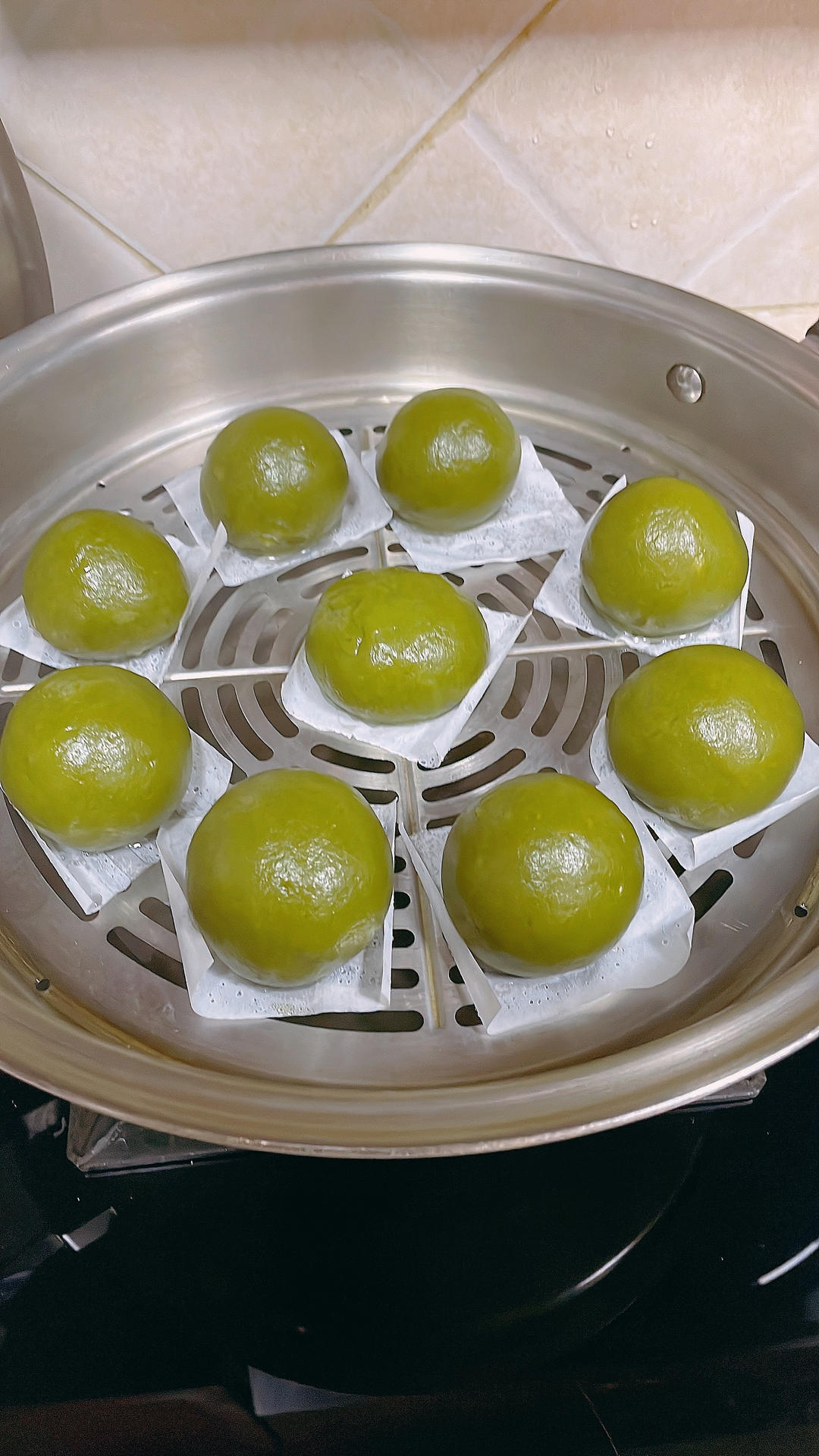 清明必吃的艾草青团