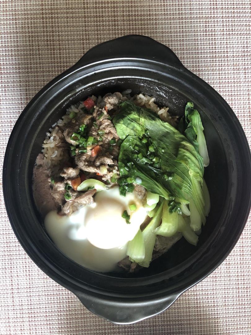泡椒牛肉煲仔饭（好吃到爆炸）