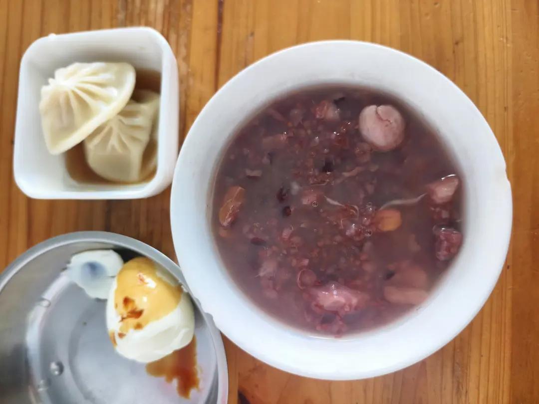 早餐•2026年3月12日