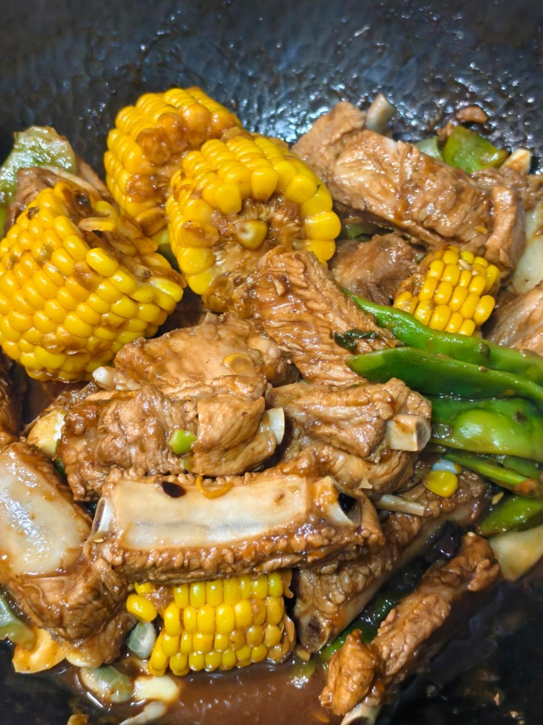 东北四大炖的排骨炖豆角
