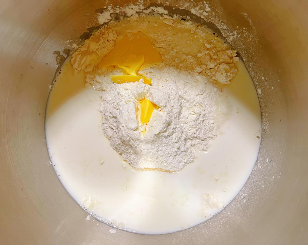 纯奶手撕吐司的做法 步骤1