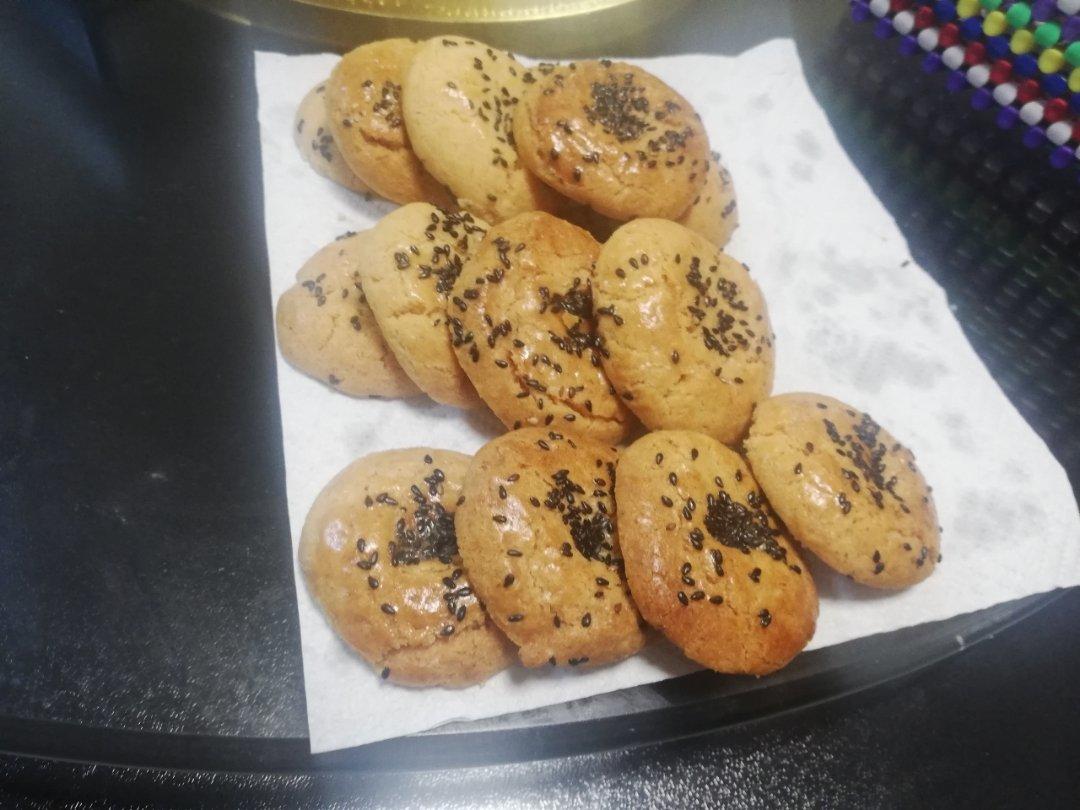 轻轻一按就碎掉的原味桃酥（不输猪油版）