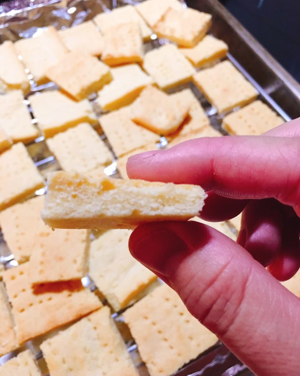奶酪饼干