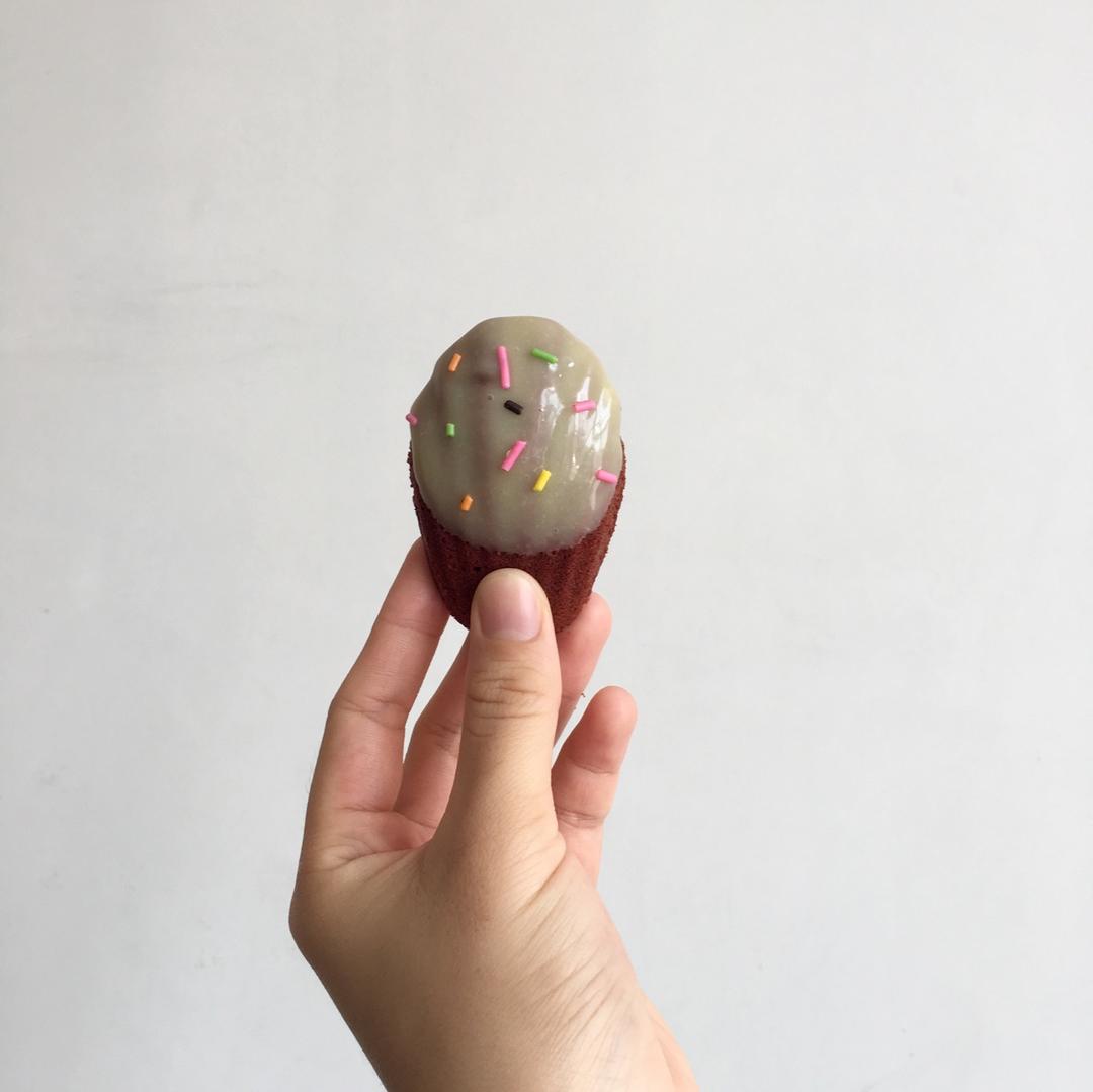 红丝绒玛德琳