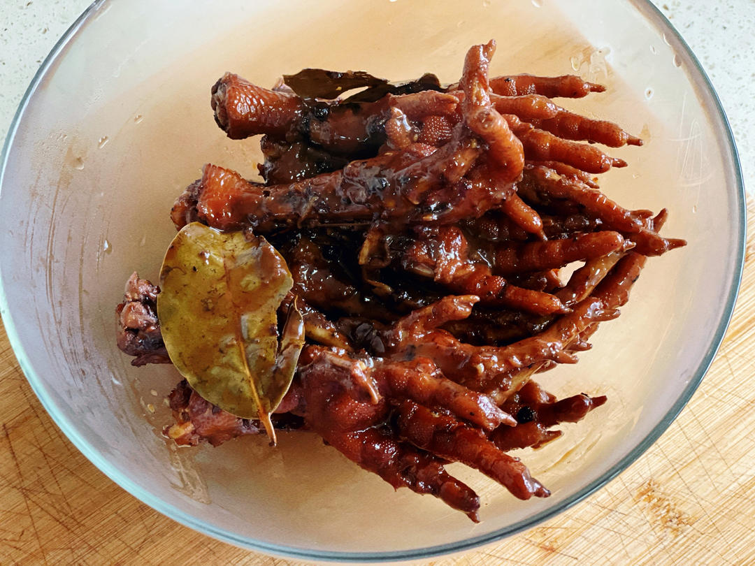 “销魂”卤鸡爪