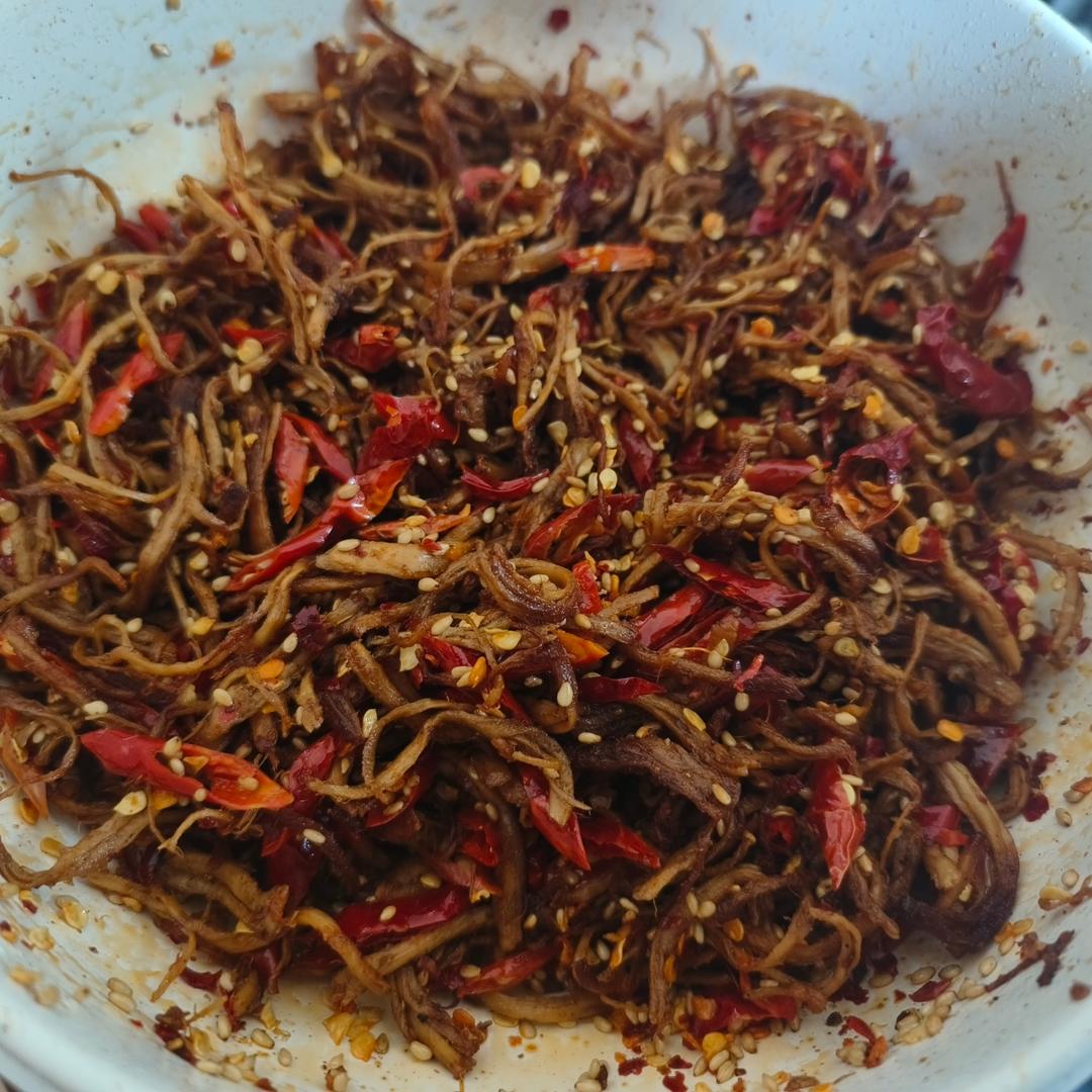 麻辣鸡丝