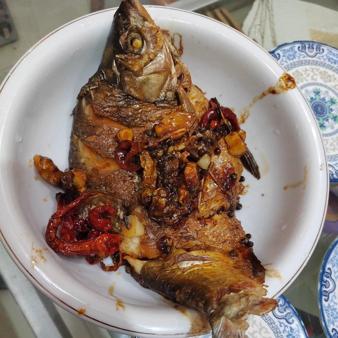 红烧鳊鱼