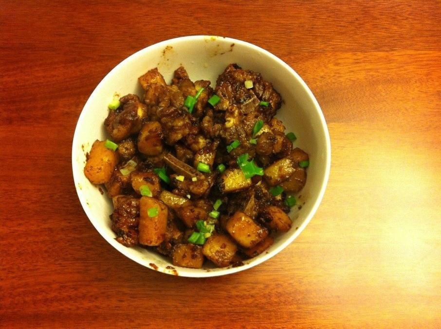 土豆烧排骨